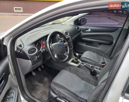 Сірий Форд Фокус, об'ємом двигуна 1.56 л та пробігом 271 тис. км за 4850 $, фото 9 на Automoto.ua