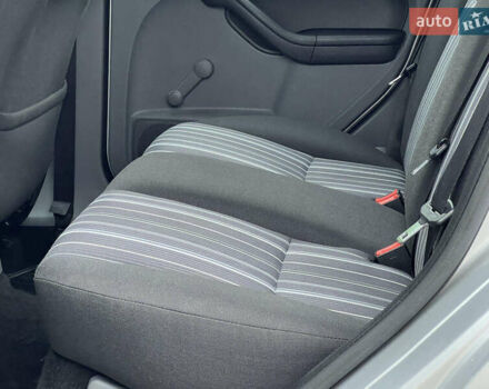 Серый Форд Фокус, объемом двигателя 1.56 л и пробегом 221 тыс. км за 5500 $, фото 12 на Automoto.ua