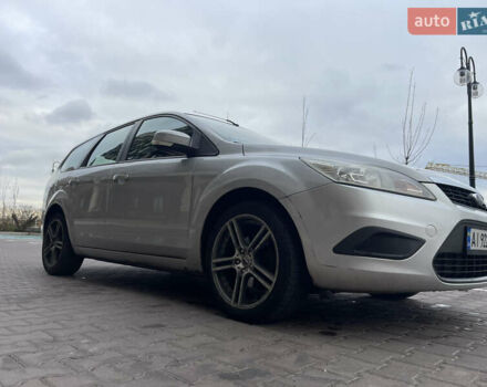 Серый Форд Фокус, объемом двигателя 1.6 л и пробегом 316 тыс. км за 4350 $, фото 6 на Automoto.ua