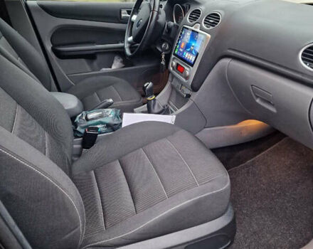 Серый Форд Фокус, объемом двигателя 1.6 л и пробегом 290 тыс. км за 6600 $, фото 20 на Automoto.ua