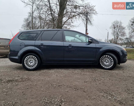 Серый Форд Фокус, объемом двигателя 1.6 л и пробегом 290 тыс. км за 6600 $, фото 4 на Automoto.ua