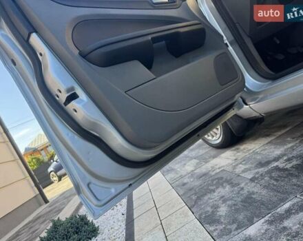 Серый Форд Фокус, объемом двигателя 1.6 л и пробегом 199 тыс. км за 4950 $, фото 18 на Automoto.ua