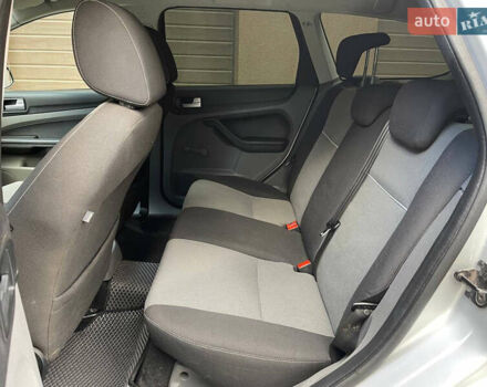 Серый Форд Фокус, объемом двигателя 1.6 л и пробегом 264 тыс. км за 3900 $, фото 13 на Automoto.ua