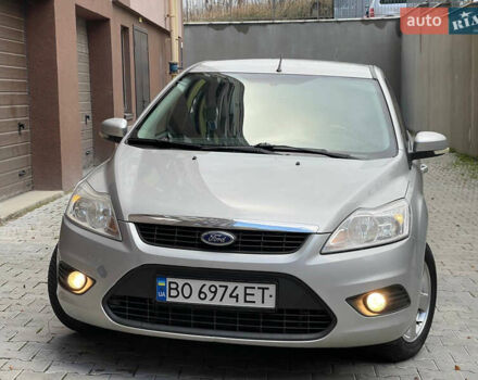 Серый Форд Фокус, объемом двигателя 1.6 л и пробегом 264 тыс. км за 3900 $, фото 1 на Automoto.ua