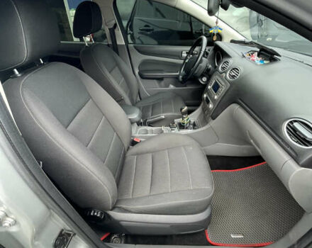 Сірий Форд Фокус, об'ємом двигуна 1.6 л та пробігом 278 тис. км за 8200 $, фото 14 на Automoto.ua