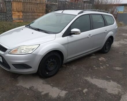 Серый Форд Фокус, объемом двигателя 1.6 л и пробегом 300 тыс. км за 4900 $, фото 1 на Automoto.ua