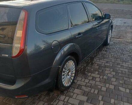 Серый Форд Фокус, объемом двигателя 1.6 л и пробегом 263 тыс. км за 5500 $, фото 9 на Automoto.ua