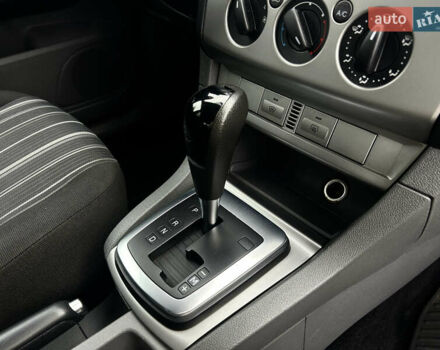 Сірий Форд Фокус, об'ємом двигуна 1.6 л та пробігом 165 тис. км за 6499 $, фото 58 на Automoto.ua