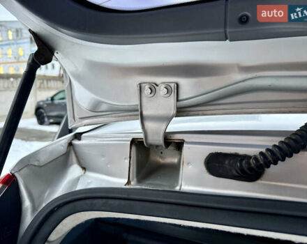 Сірий Форд Фокус, об'ємом двигуна 1.6 л та пробігом 211 тис. км за 5100 $, фото 20 на Automoto.ua