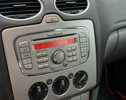 Серый Форд Фокус, объемом двигателя 0 л и пробегом 250 тыс. км за 5350 $, фото 5 на Automoto.ua