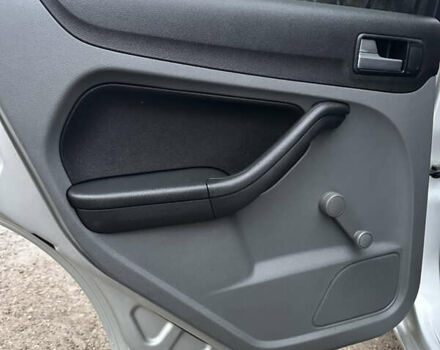 Серый Форд Фокус, объемом двигателя 1.6 л и пробегом 337 тыс. км за 5000 $, фото 17 на Automoto.ua