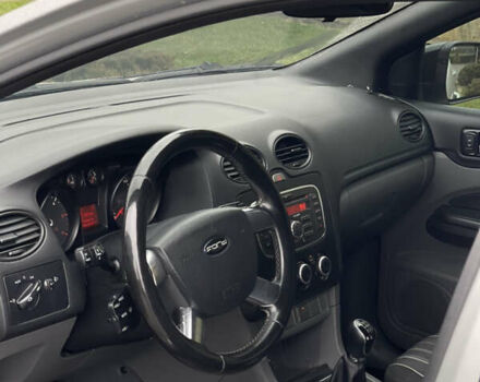 Серый Форд Фокус, объемом двигателя 1.6 л и пробегом 315 тыс. км за 4650 $, фото 18 на Automoto.ua