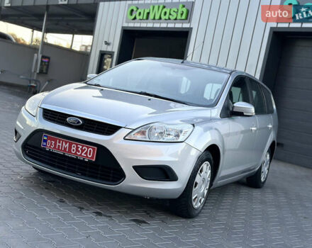 Серый Форд Фокус, объемом двигателя 1.6 л и пробегом 210 тыс. км за 5200 $, фото 6 на Automoto.ua