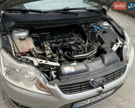 Серый Форд Фокус, объемом двигателя 1.6 л и пробегом 264 тыс. км за 3900 $, фото 25 на Automoto.ua