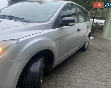 Серый Форд Фокус, объемом двигателя 1.6 л и пробегом 228 тыс. км за 4650 $, фото 9 на Automoto.ua