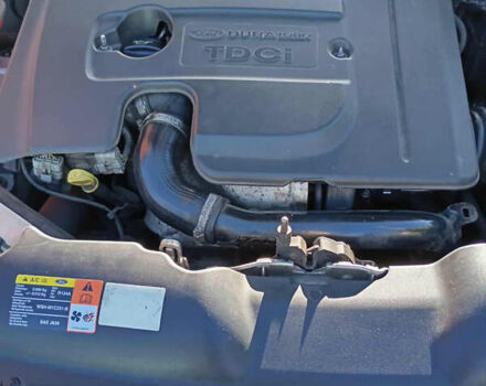 Форд Фокус 2008 в Черкассах на Automoto.ua Серый Форд Фокус, объемом двигателя 1.6 л и пробегом 233 тыс. км за 5500 $, фото 10 на Automoto.ua