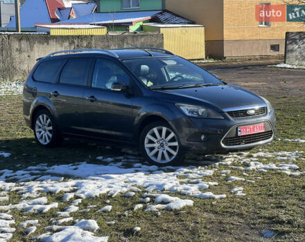 Серый Форд Фокус, объемом двигателя 1.6 л и пробегом 300 тыс. км за 5400 $, фото 5 на Automoto.ua