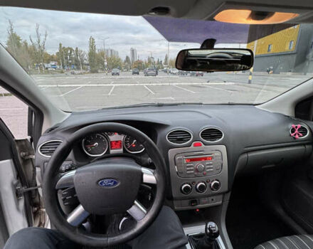 Форд Фокус 2008 в Киеве на Automoto.ua Серый Форд Фокус, объемом двигателя 1.6 л и пробегом 312 тыс. км за 4750 $, фото 20 на Automoto.ua