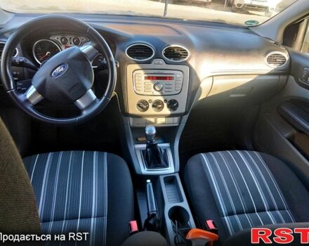 Форд Фокус 2008 в Киеве на Automoto.ua Серый Форд Фокус, объемом двигателя 1.6 л и пробегом 223 тыс. км за 5800 $, фото 2 на Automoto.ua