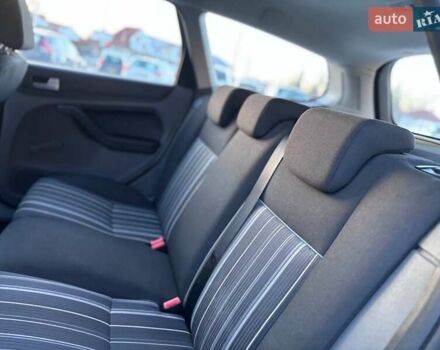 Сірий Форд Фокус, об'ємом двигуна 1.56 л та пробігом 222 тис. км за 5599 $, фото 23 на Automoto.ua