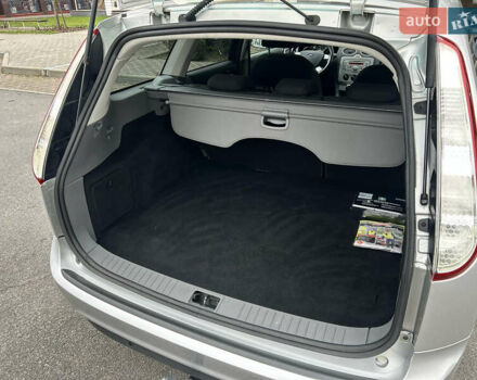 Сірий Форд Фокус, об'ємом двигуна 1.6 л та пробігом 165 тис. км за 6499 $, фото 44 на Automoto.ua