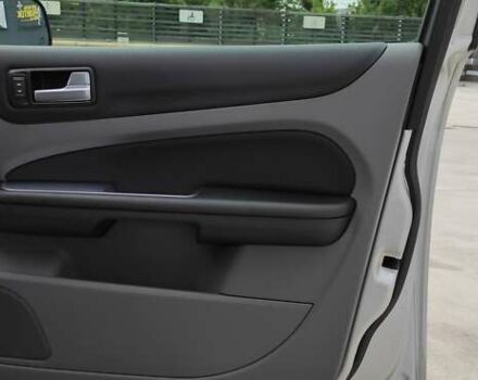 Форд Фокус 2008 в Киеве на Automoto.ua Серый Форд Фокус, объемом двигателя 1.6 л и пробегом 233 тыс. км за 5300 $, фото 35 на Automoto.ua