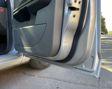 Серый Форд Фокус, объемом двигателя 1.6 л и пробегом 231 тыс. км за 6000 $, фото 16 на Automoto.ua