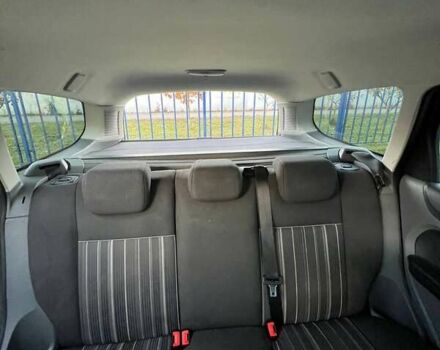 Серый Форд Фокус, объемом двигателя 1.6 л и пробегом 267 тыс. км за 4550 $, фото 7 на Automoto.ua