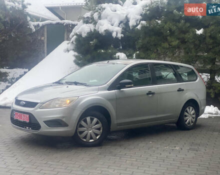 Серый Форд Фокус, объемом двигателя 1.6 л и пробегом 228 тыс. км за 4650 $, фото 1 на Automoto.ua