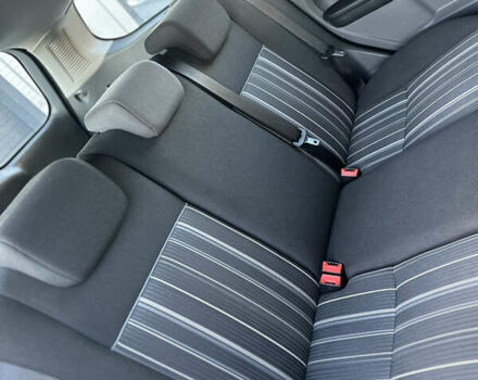 Серый Форд Фокус, объемом двигателя 1.6 л и пробегом 210 тыс. км за 5200 $, фото 61 на Automoto.ua