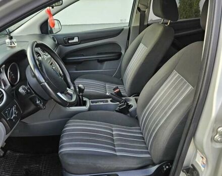 Серый Форд Фокус, объемом двигателя 1.56 л и пробегом 273 тыс. км за 4999 $, фото 8 на Automoto.ua