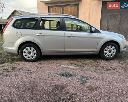 Сірий Форд Фокус, об'ємом двигуна 1.6 л та пробігом 237 тис. км за 5350 $, фото 7 на Automoto.ua