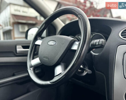 Сірий Форд Фокус, об'ємом двигуна 1.6 л та пробігом 165 тис. км за 6499 $, фото 56 на Automoto.ua