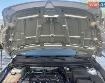 Серый Форд Фокус, объемом двигателя 1.6 л и пробегом 199 тыс. км за 4950 $, фото 34 на Automoto.ua