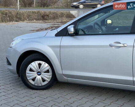 Серый Форд Фокус, объемом двигателя 1.6 л и пробегом 193 тыс. км за 5150 $, фото 9 на Automoto.ua