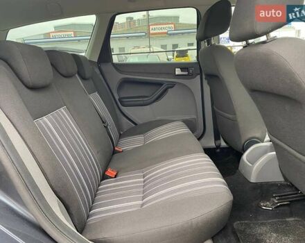 Серый Форд Фокус, объемом двигателя 1.56 л и пробегом 330 тыс. км за 5890 $, фото 32 на Automoto.ua