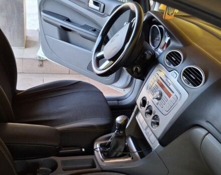 Серый Форд Фокус, объемом двигателя 1.6 л и пробегом 290 тыс. км за 5300 $, фото 10 на Automoto.ua