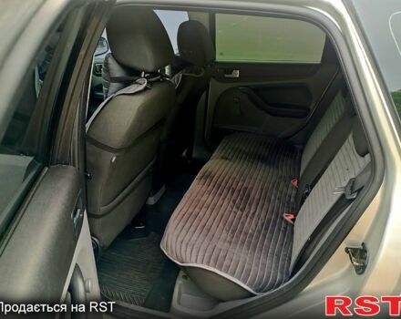 Сірий Форд Фокус, об'ємом двигуна 1.6 л та пробігом 325 тис. км за 5200 $, фото 5 на Automoto.ua