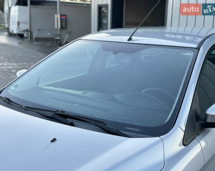 Серый Форд Фокус, объемом двигателя 1.6 л и пробегом 210 тыс. км за 5200 $, фото 20 на Automoto.ua