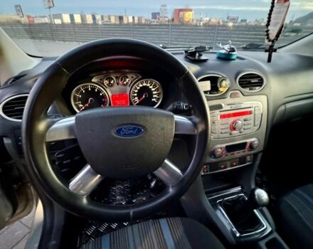 Сірий Форд Фокус, об'ємом двигуна 1.6 л та пробігом 306 тис. км за 4599 $, фото 7 на Automoto.ua