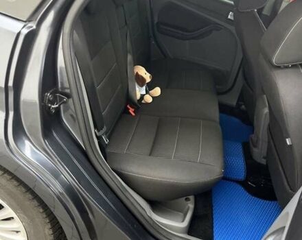 Серый Форд Фокус, объемом двигателя 1.6 л и пробегом 330 тыс. км за 6500 $, фото 6 на Automoto.ua