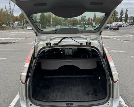 Форд Фокус 2008 в Киеве на Automoto.ua Серый Форд Фокус, объемом двигателя 1.6 л и пробегом 312 тыс. км за 4750 $, фото 14 на Automoto.ua