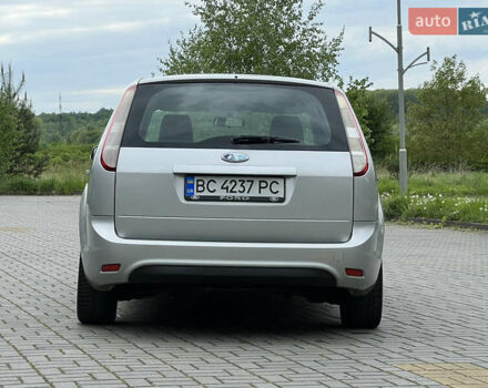 Серый Форд Фокус, объемом двигателя 1.56 л и пробегом 221 тыс. км за 5500 $, фото 4 на Automoto.ua