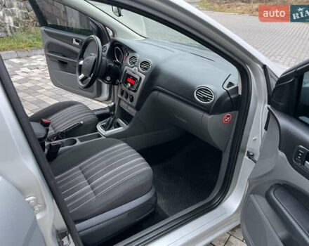 Серый Форд Фокус, объемом двигателя 1.56 л и пробегом 294 тыс. км за 5299 $, фото 29 на Automoto.ua