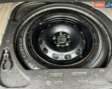 Серый Форд Фокус, объемом двигателя 1.6 л и пробегом 264 тыс. км за 4150 $, фото 33 на Automoto.ua