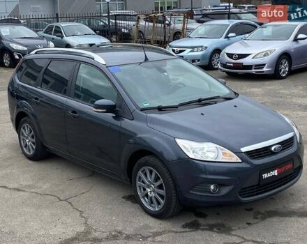Серый Форд Фокус, объемом двигателя 1.56 л и пробегом 330 тыс. км за 5890 $, фото 1 на Automoto.ua