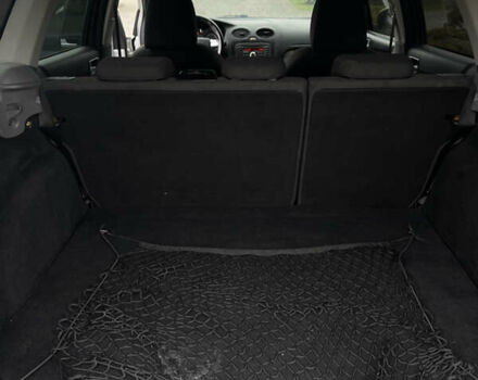 Серый Форд Фокус, объемом двигателя 1.6 л и пробегом 315 тыс. км за 4650 $, фото 25 на Automoto.ua