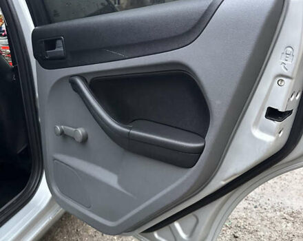 Серый Форд Фокус, объемом двигателя 1.6 л и пробегом 337 тыс. км за 5000 $, фото 20 на Automoto.ua