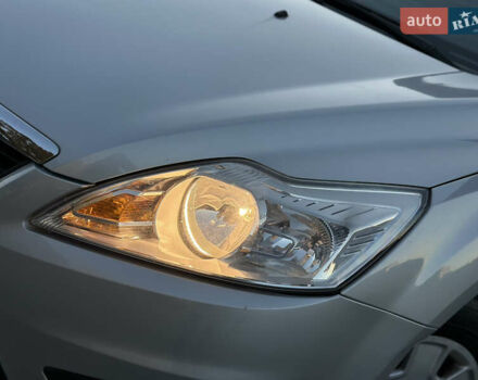 Серый Форд Фокус, объемом двигателя 1.6 л и пробегом 210 тыс. км за 5200 $, фото 74 на Automoto.ua