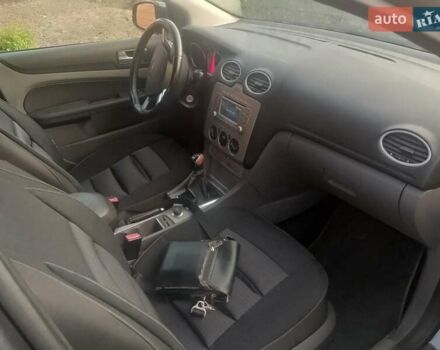 Сірий Форд Фокус, об'ємом двигуна 1.56 л та пробігом 230 тис. км за 5300 $, фото 6 на Automoto.ua